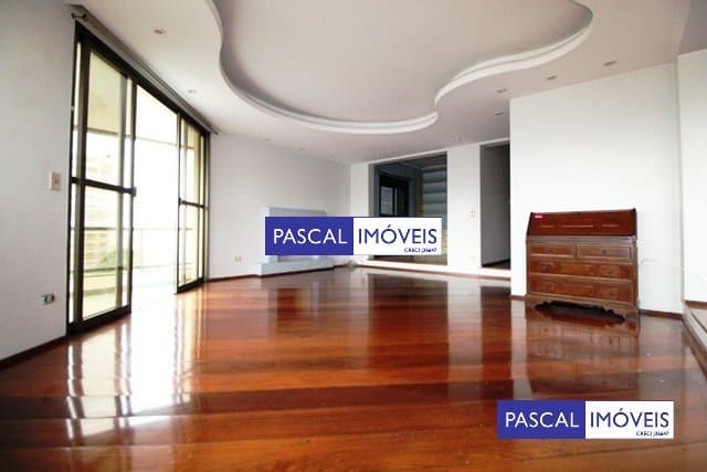 Apartamento em Campo Belo