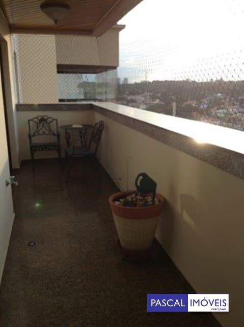 Apartamento em Jardim Aeroporto