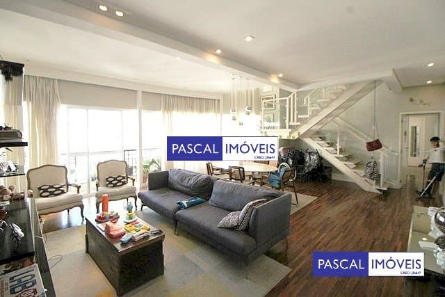 Apartamento em Campo Belo