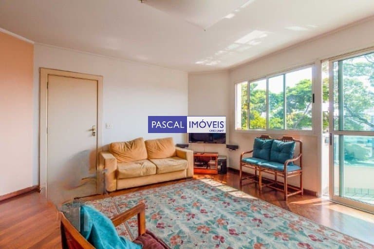 Apartamento em Campo Belo