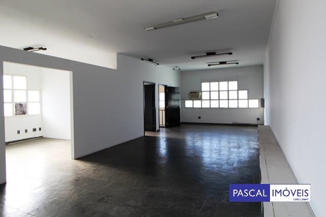 Predio Comercial em Chácara Santo Antônio (Zona Sul)