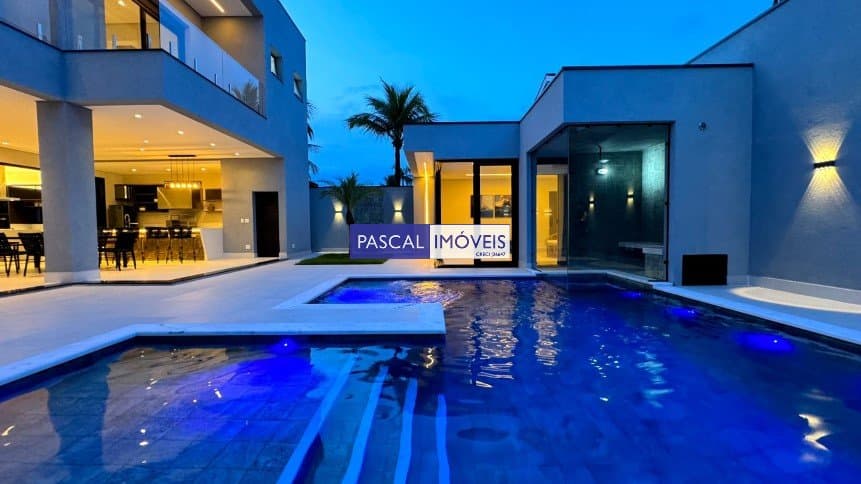 Casa em Condominio em Jardim Acapulco