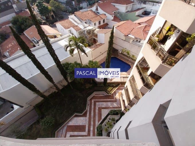 Apartamento em Campo Belo