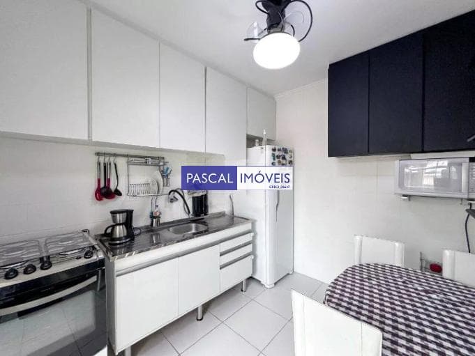 Apartamento em Campo Belo