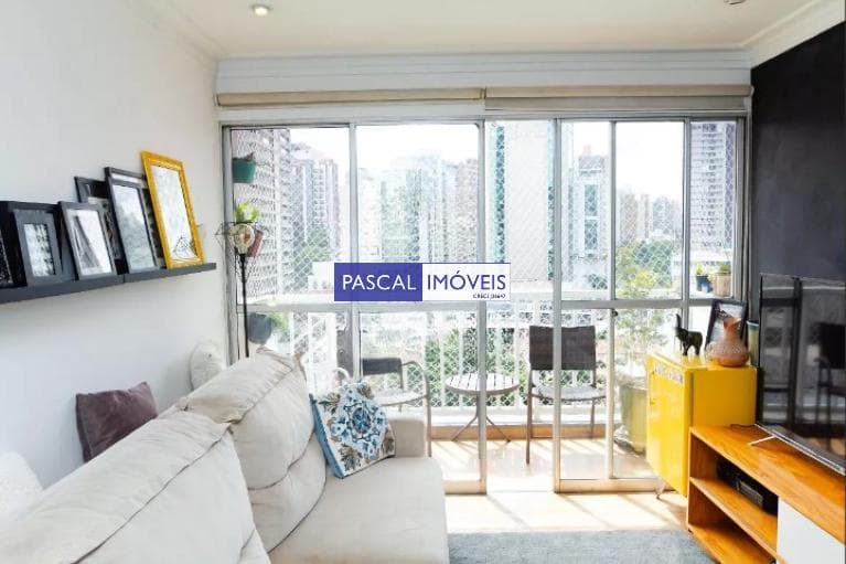 Apartamento em Vila Olímpia