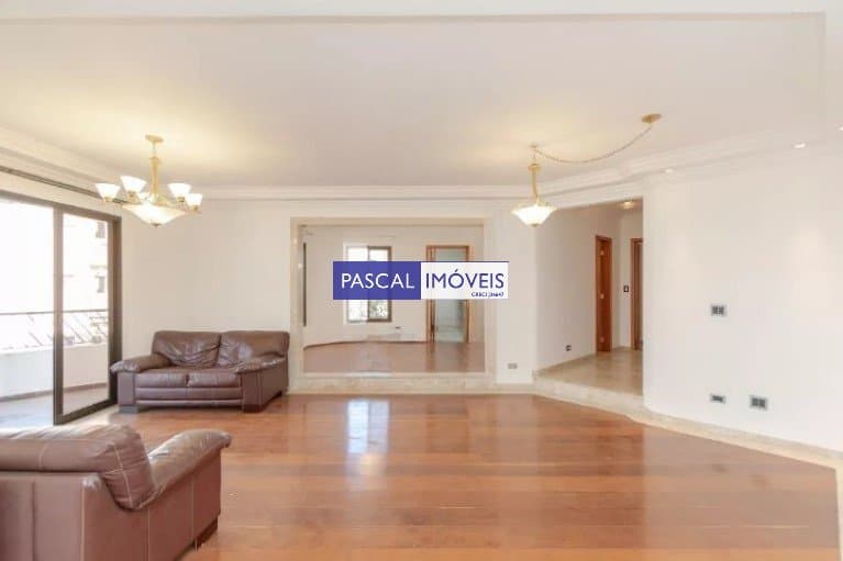 Apartamento em Campo Belo