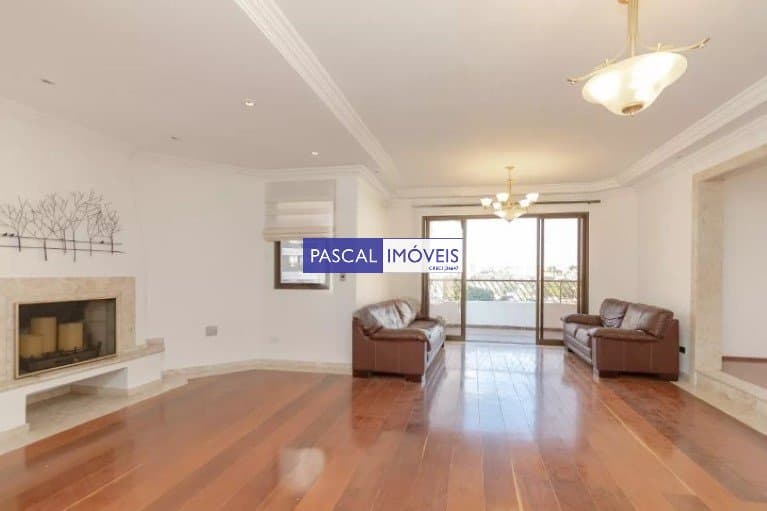 Apartamento em Campo Belo