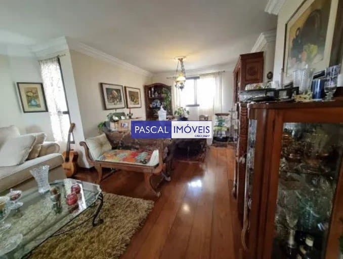 Apartamento em Campo Belo