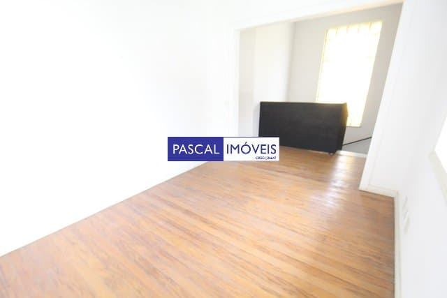 Casa comercial em Jardim Paulistano