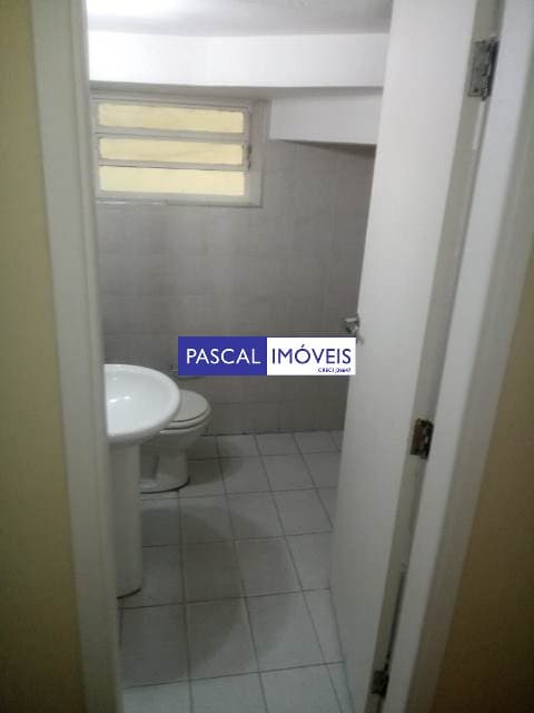 Casa comercial em Jardim Paulistano