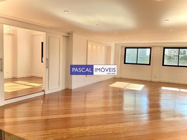 Apartamento em Jardim Marajoara