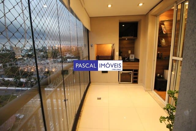 Apartamento em Campo Belo