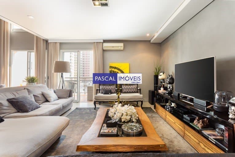 Apartamento em Moema