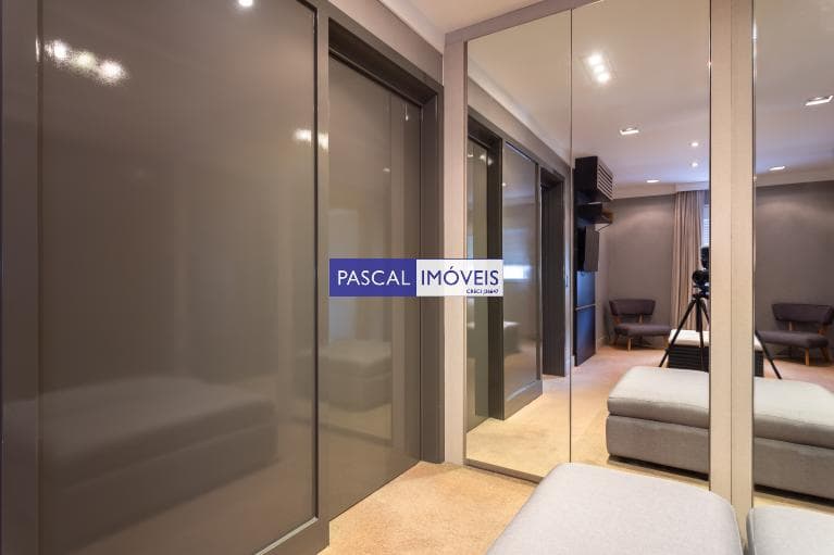 Apartamento em Moema