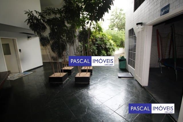 Apartamento em Moema