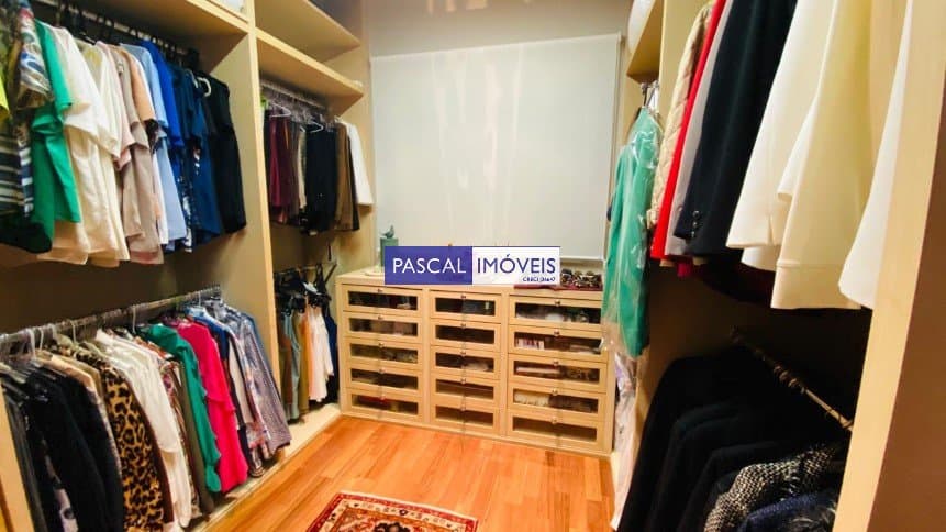 Apartamento em Campo Belo