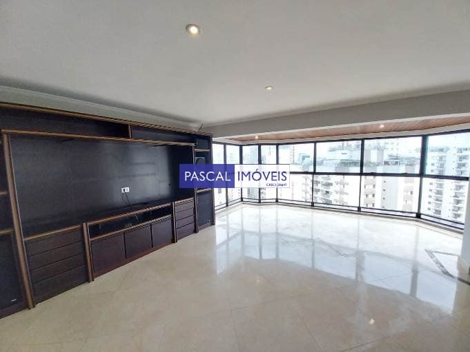 Apartamento em Campo Belo