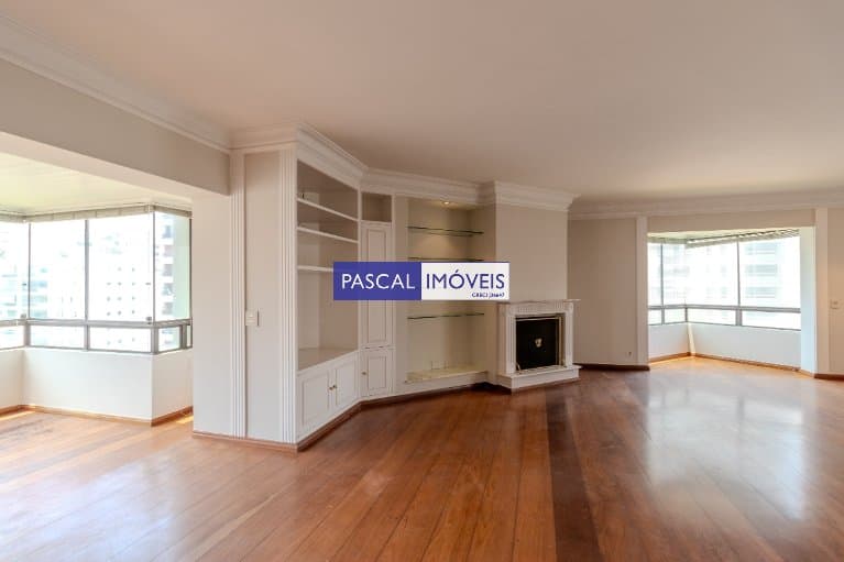 Apartamento em Campo Belo