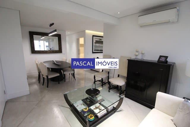 Apartamento em Campo Belo