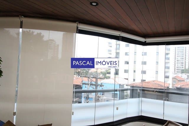 Apartamento em Campo Belo