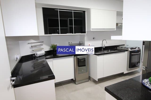 Apartamento em Campo Belo