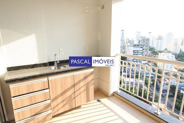 Apartamento em Campo Belo