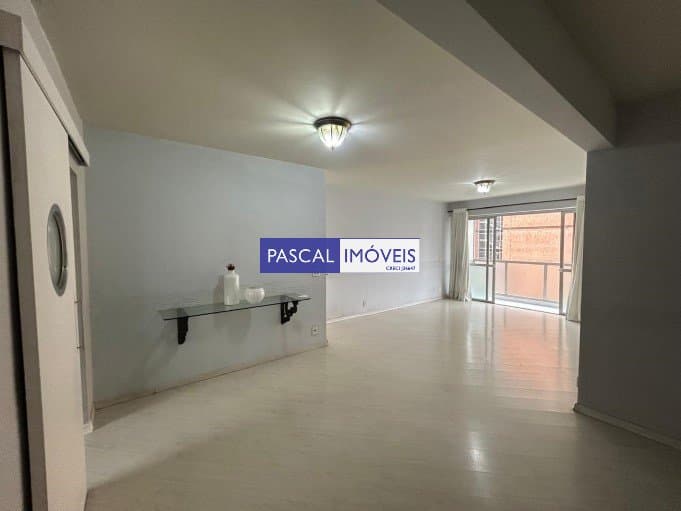 Apartamento em Campo Belo