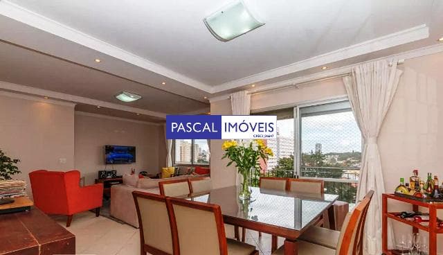 Apartamento em Campo Belo