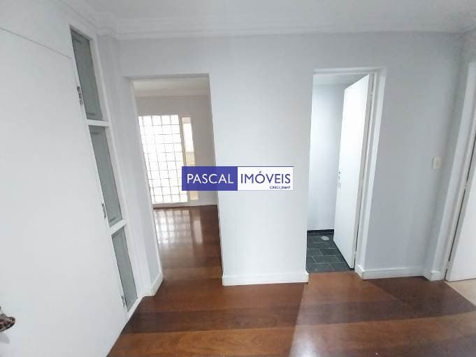 Apartamento em Campo Belo