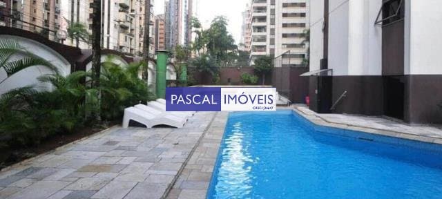Apartamento em Moema