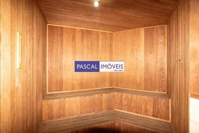 Apartamento em Moema