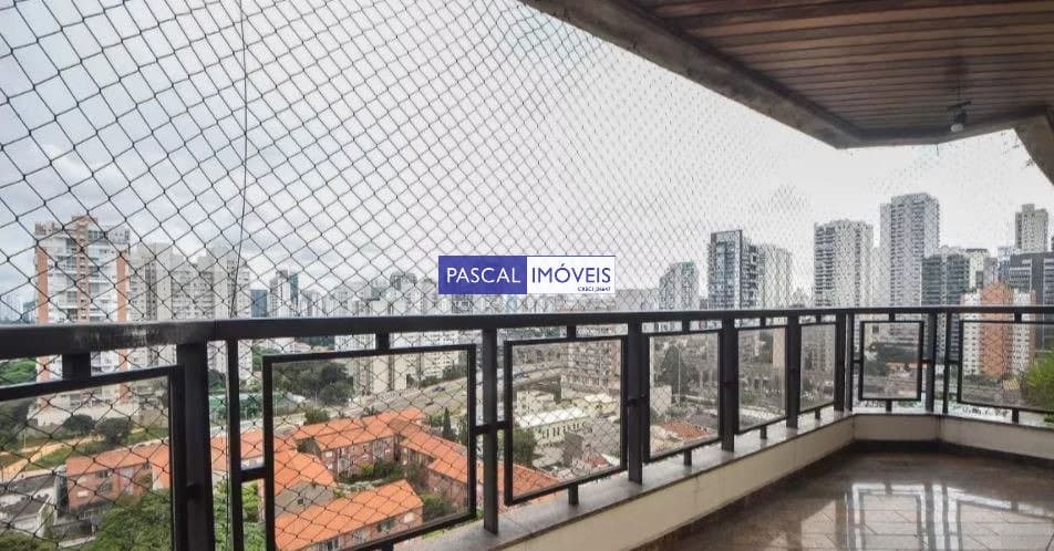 Apartamento em Campo Belo