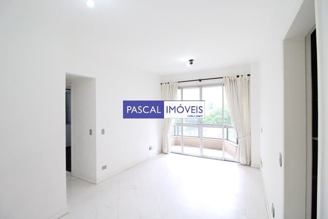 Apartamento em Campo Belo
