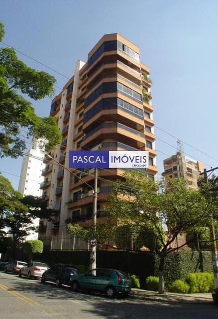 Apartamento em Moema