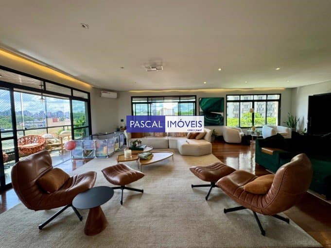 Apartamento em Moema