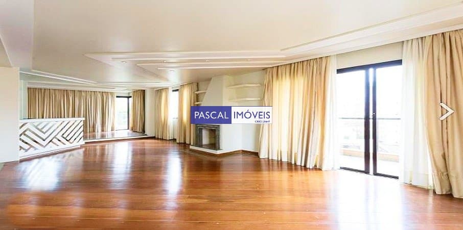 Apartamento em Moema