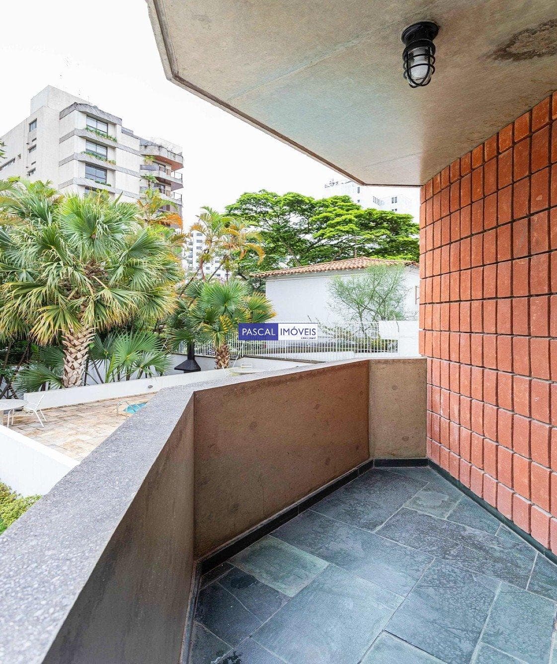 Apartamento em Moema