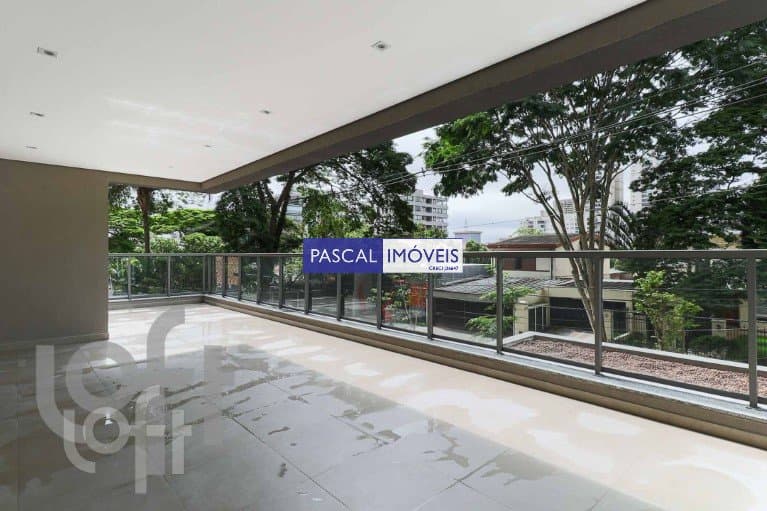 Apartamento em Campo Belo