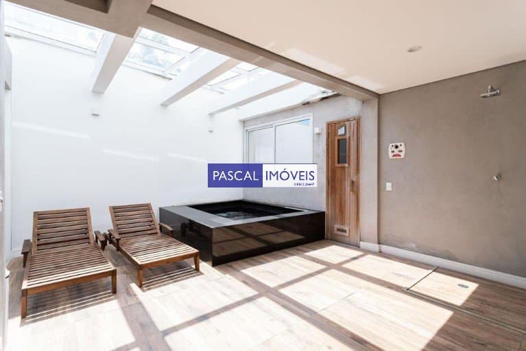 Apartamento em Campo Belo