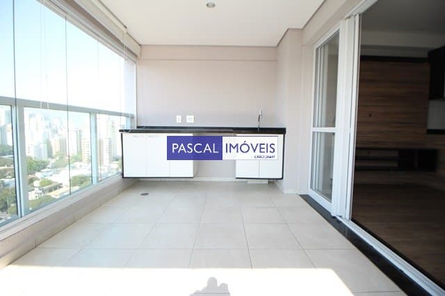 Apartamento em Campo Belo