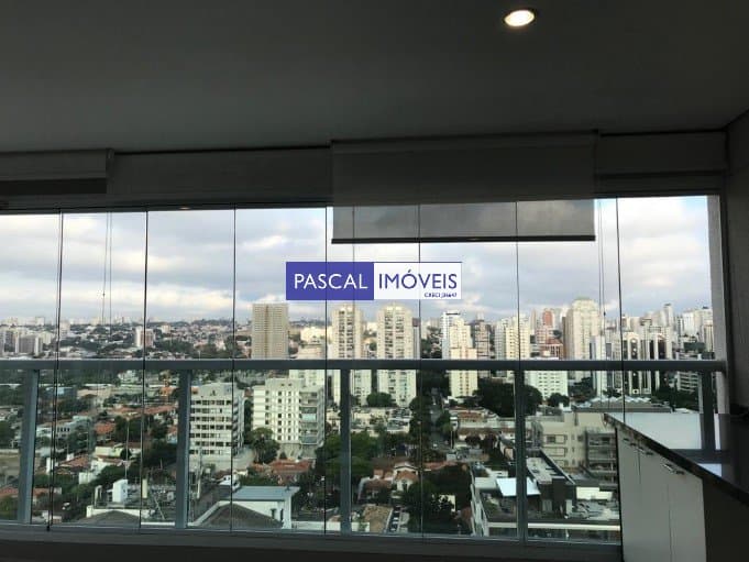 Apartamento em Campo Belo