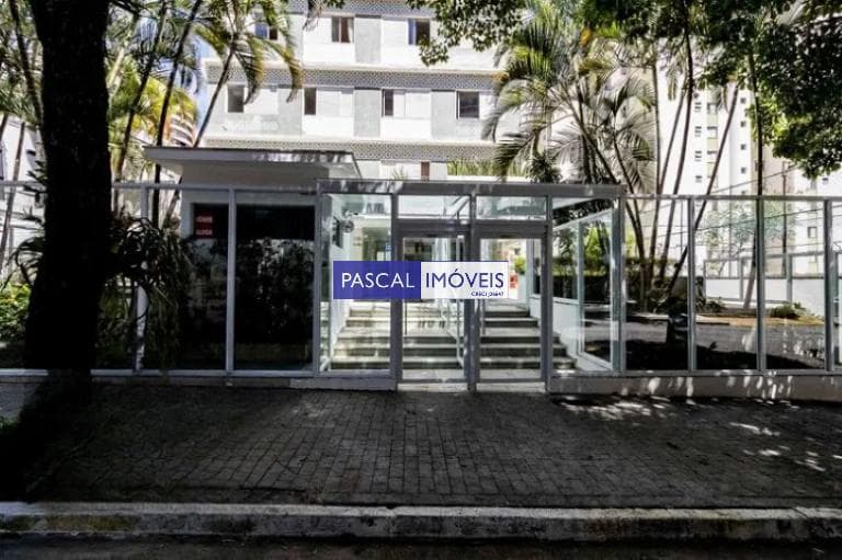 Apartamento em Moema