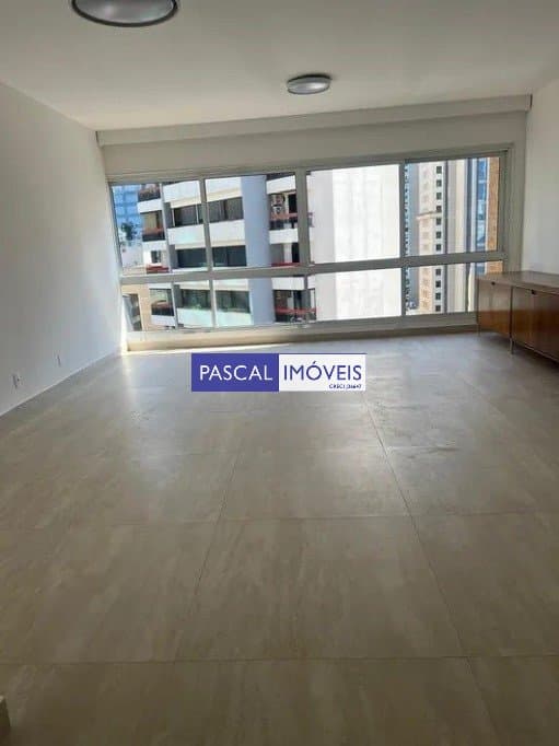 Apartamento em Itaim Bibi