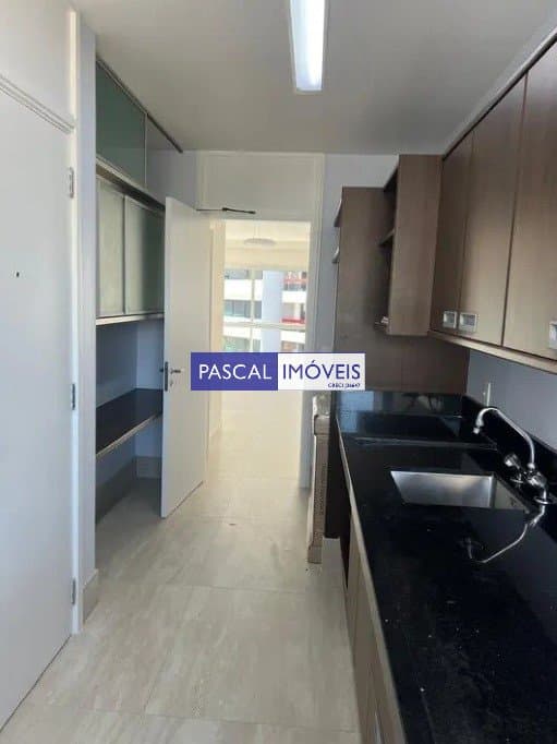 Apartamento em Itaim Bibi