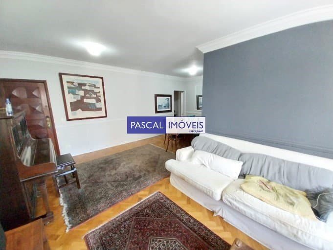 Apartamento em Campo Belo