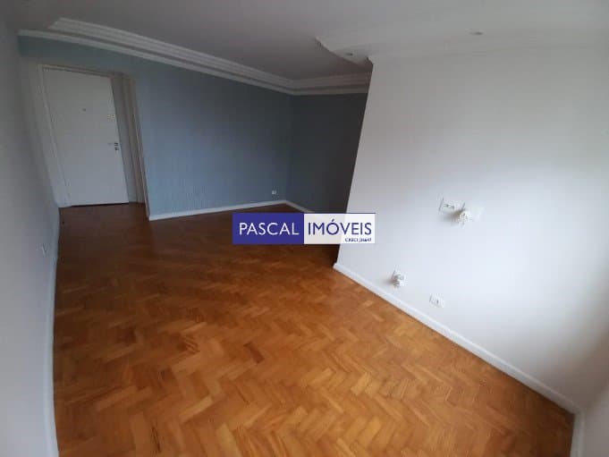Apartamento em Moema