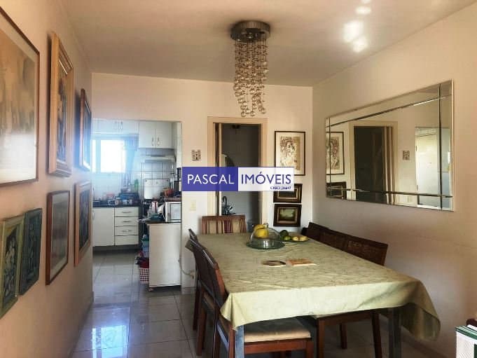 Apartamento em Campo Belo