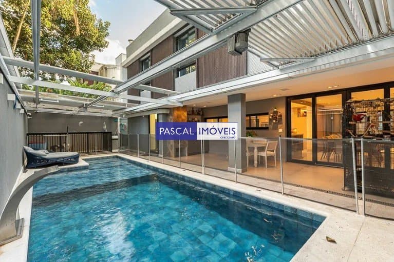 Casa em Condominio em Alto da Boa Vista