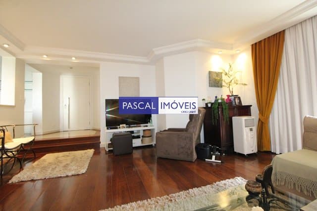 Apartamento em Moema