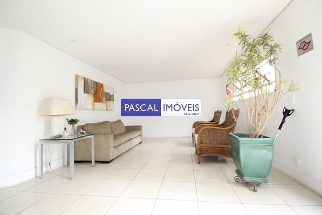Apartamento em Moema